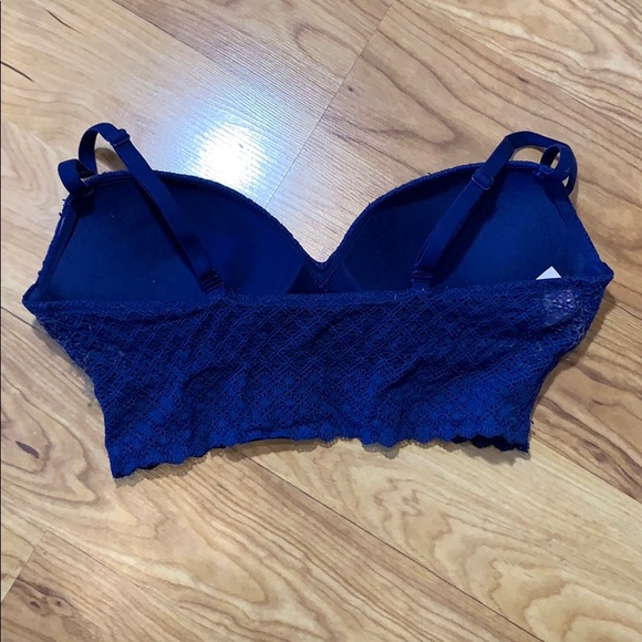 Victoria’s Secret Padded Bralette - Picture 2 of 3